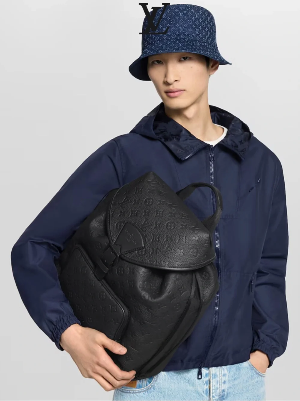 Luxury Designer Louis Vuitton M23127 Montsouris Backpack Black Monogram Leather